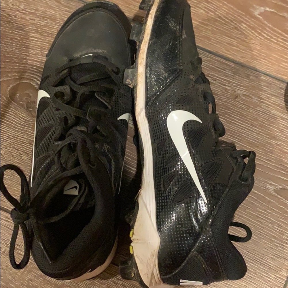 softball cleats